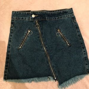 Zippered Jean skirt